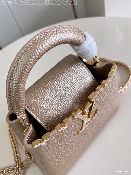 CAPUCINES LOUIS VUITTON MINI-21*14*8CM 0804